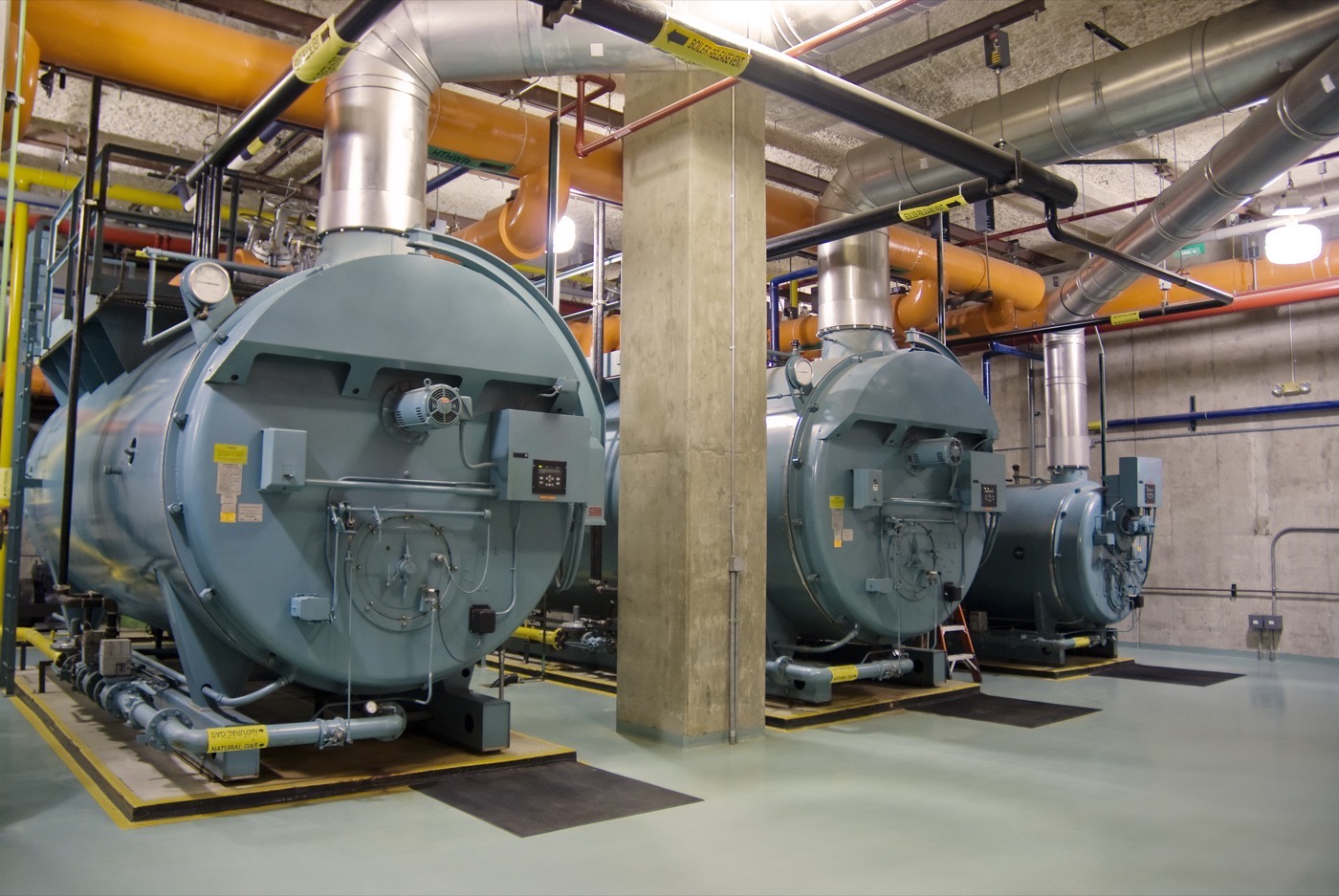 Commercial Water Heater Failures: Why Businesses Can’t Afford to Ignore Early Warning Signs